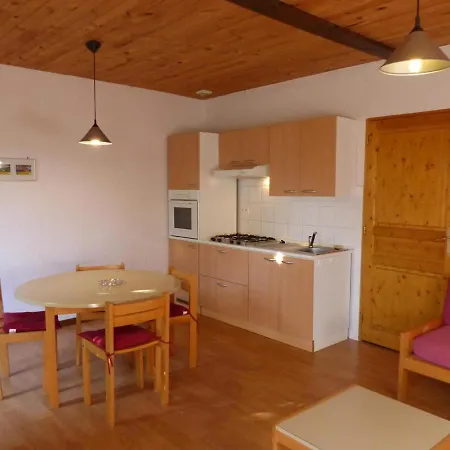 Independant Avec Terrasse Et Garage A - Fr-1-489-187 *